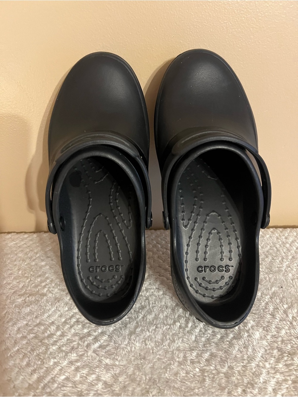 CROCS Women’s Classic Clog - Black